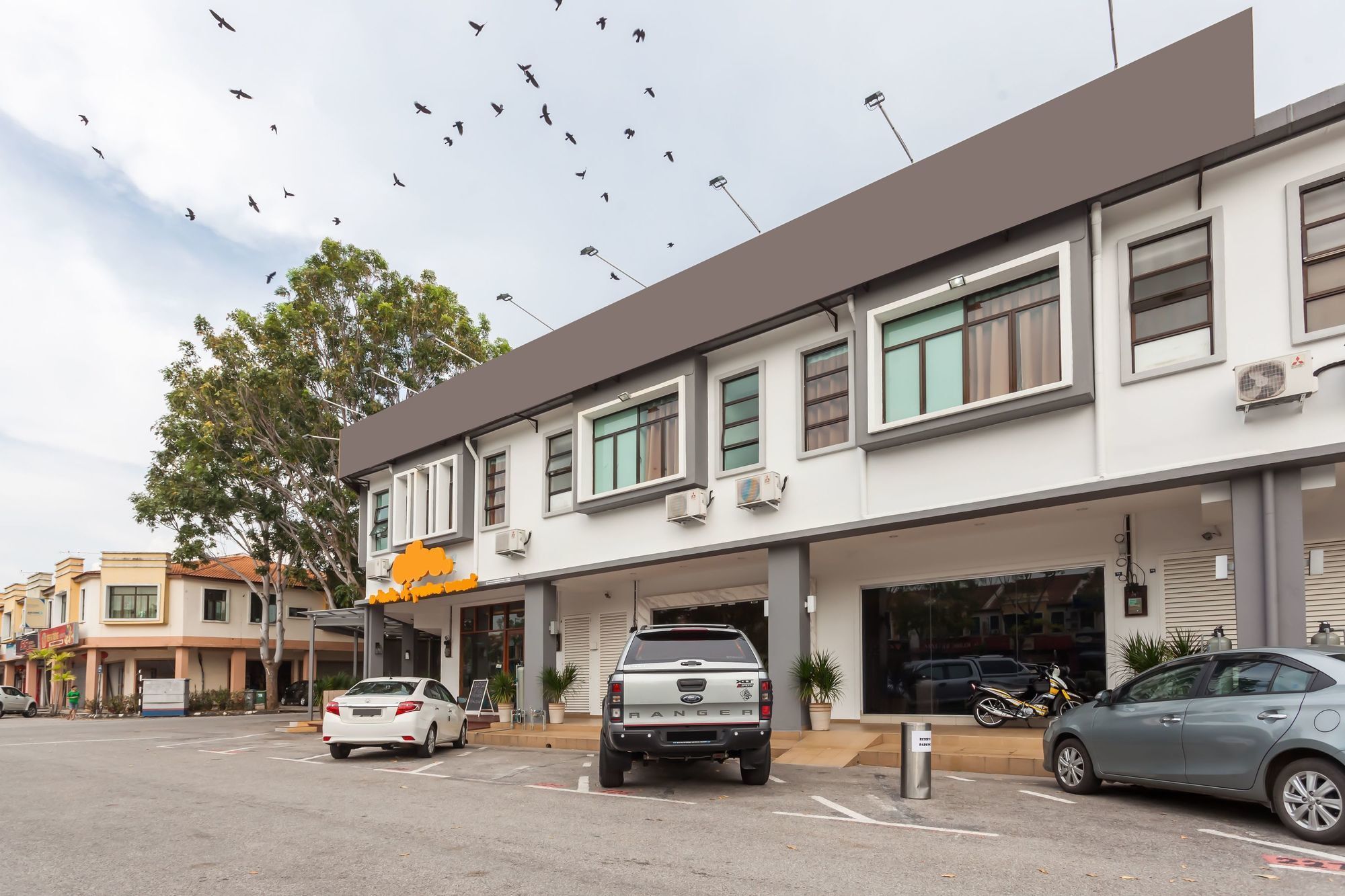 Zen Rooms Pertam Jaya Malacca Ngoại thất bức ảnh